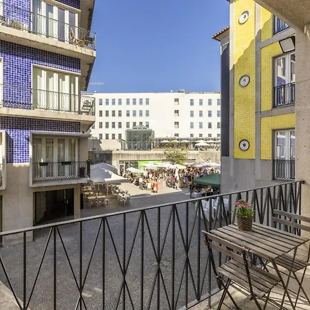 Lägenhet Cardosas Square Living Oporto