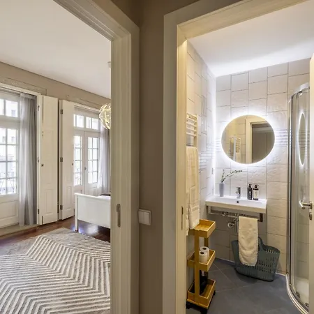 Cardosas Square Living Апартаменты