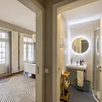 Cardosas Square Living Apartment